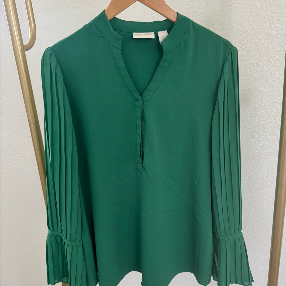 Chico's Vibrant Green Pleated Sleeve Blouse